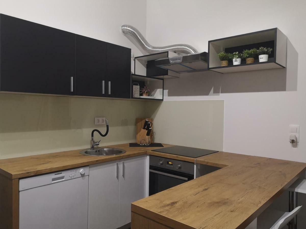 Stinjan: Modern Relaxing Apartmán *
